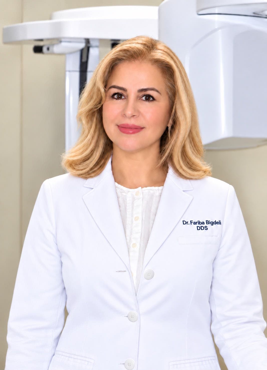 Portrait of Dr. Fariba Bigdeli